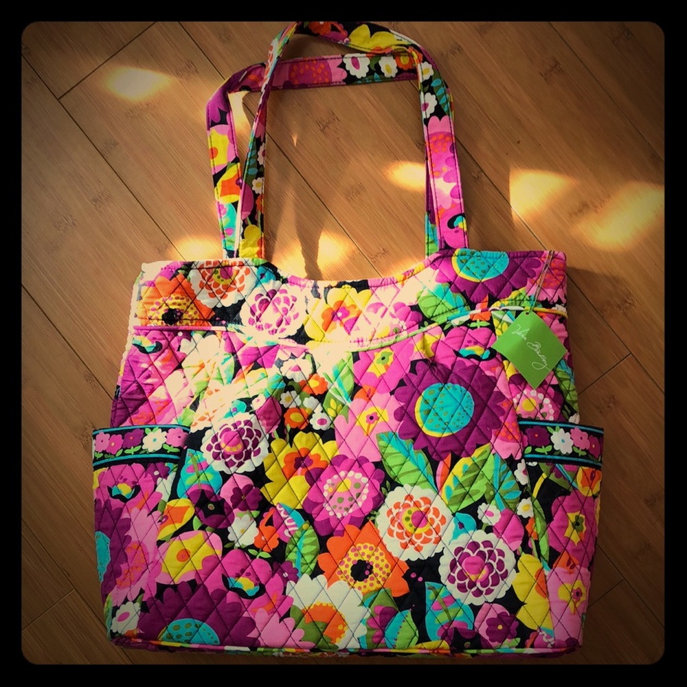 Vera Bradley tote-NWT